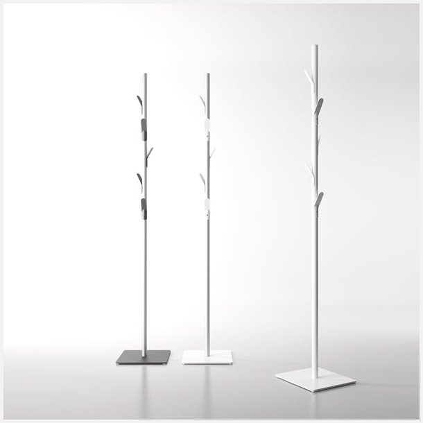 Branch - Stumtjener / Coat rack